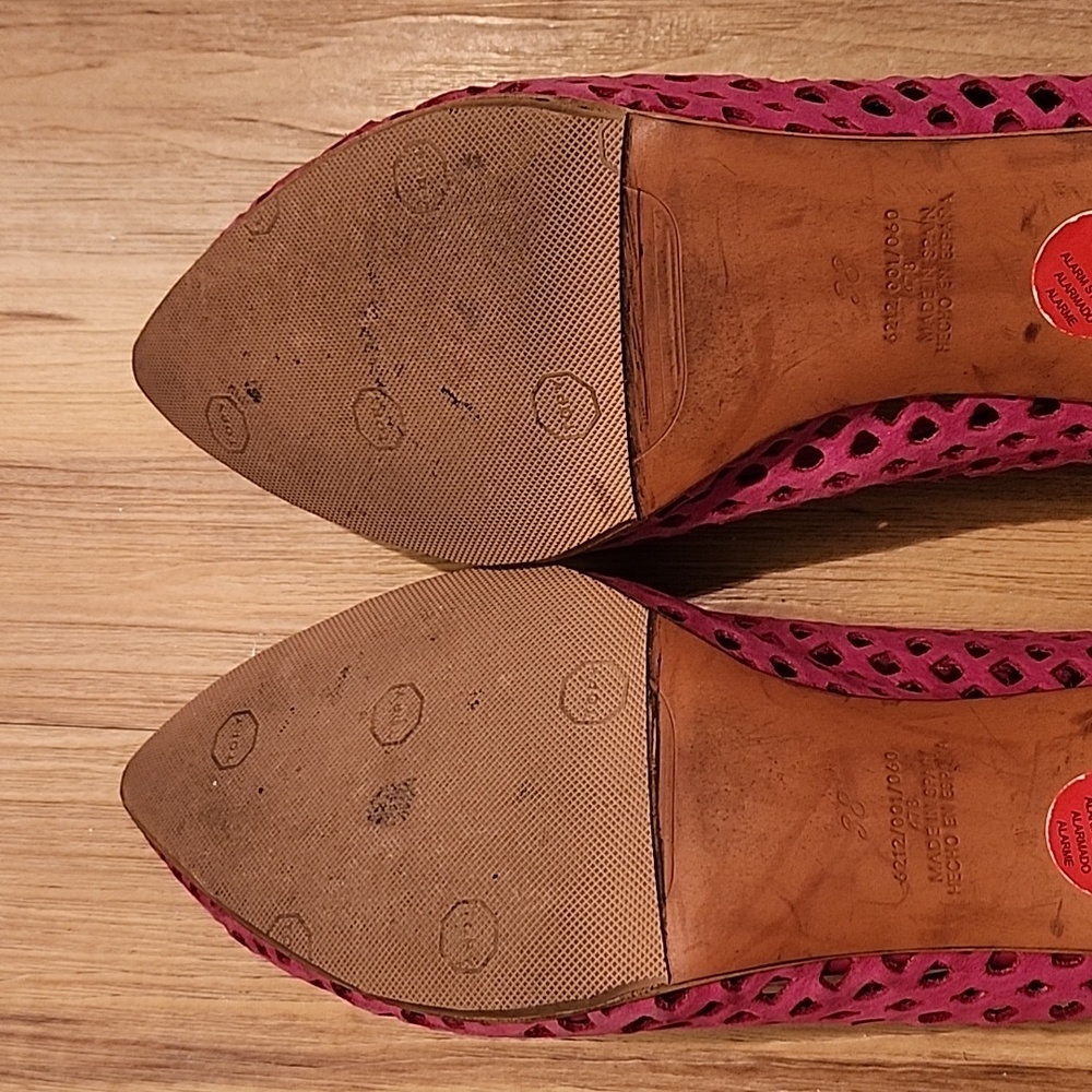 Zara laser cut Suede pumps Sz 38 - Picture 8 of 10